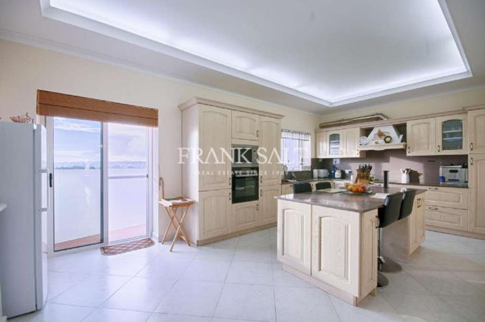 Image No.3-4 Bed Country House for sale