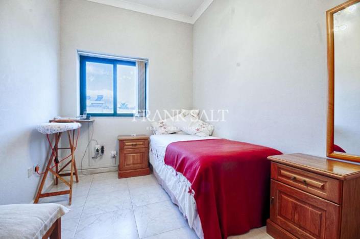 Image No.6-4 Bed Country House for sale