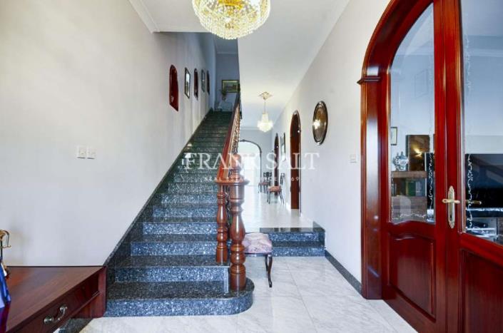 Image No.9-4 Bed Country House for sale