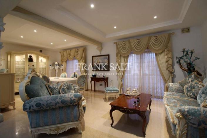 Image No.8-5 Bed Villa for sale