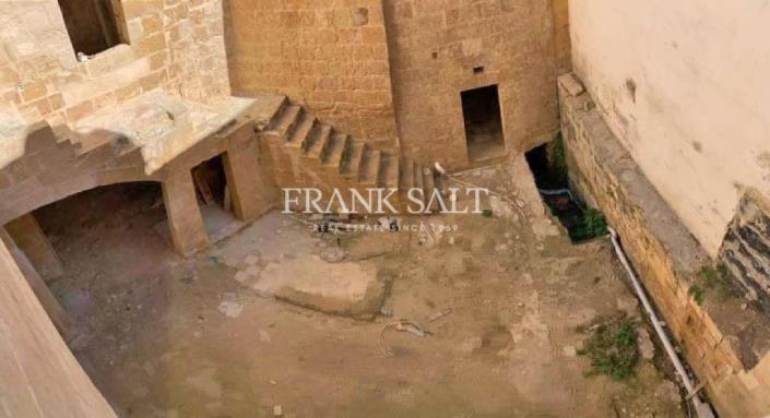 Image No.3-3 Bed Farmhouse for sale