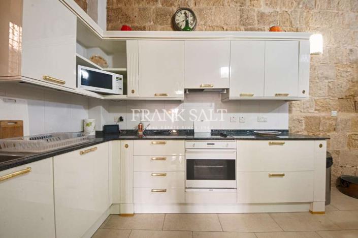 Image No.8-2 Bed Village House for sale