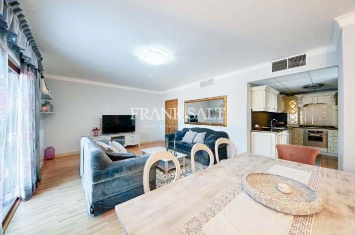 Image No.2-5 Bed Bungalow for sale