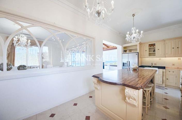 Image No.5-5 Bed Bungalow for sale