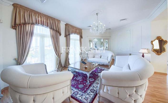 Image No.8-5 Bed Bungalow for sale