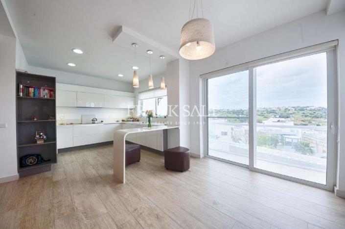 Image No.4-3 Bed Apartment for sale