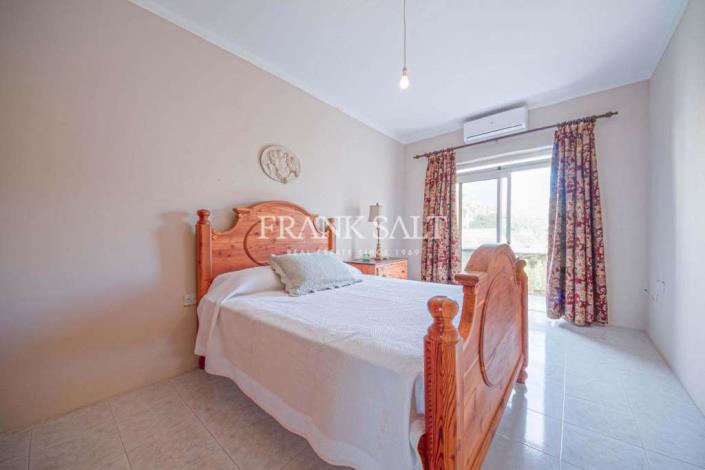 Image No.3-Appartement de 2 chambres à vendre à Ghajnsielem