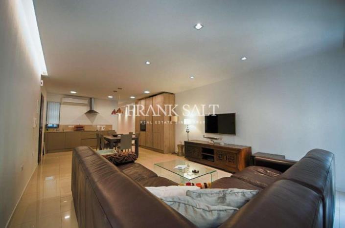 Image No.3-Appartement de 3 chambres à vendre à Sliema