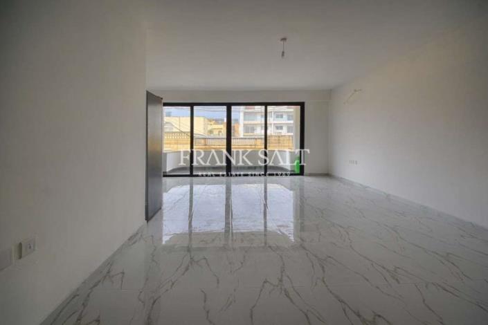 Image No.3-Appartement de 3 chambres à vendre à Ghajnsielem