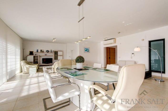 Image No.3-3 Bed Apartment for sale