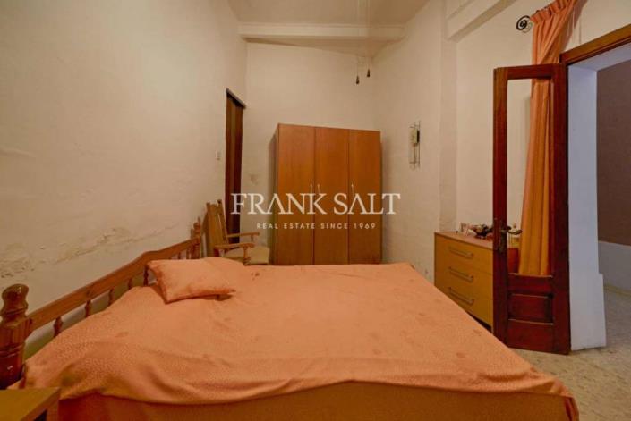 Image No.4-3 Bed Townhouse for sale