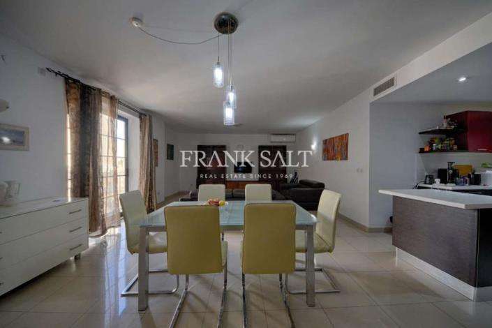 Image No.3-Appartement de 3 chambres à vendre à Sliema