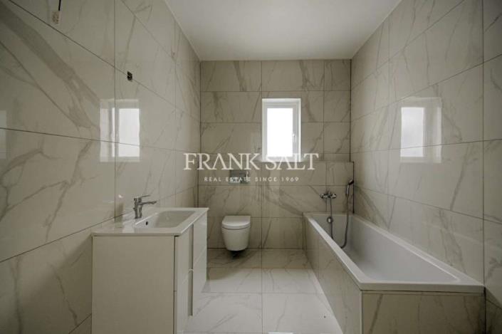 Image No.11-Appartement de 3 chambres à vendre à Mellieha