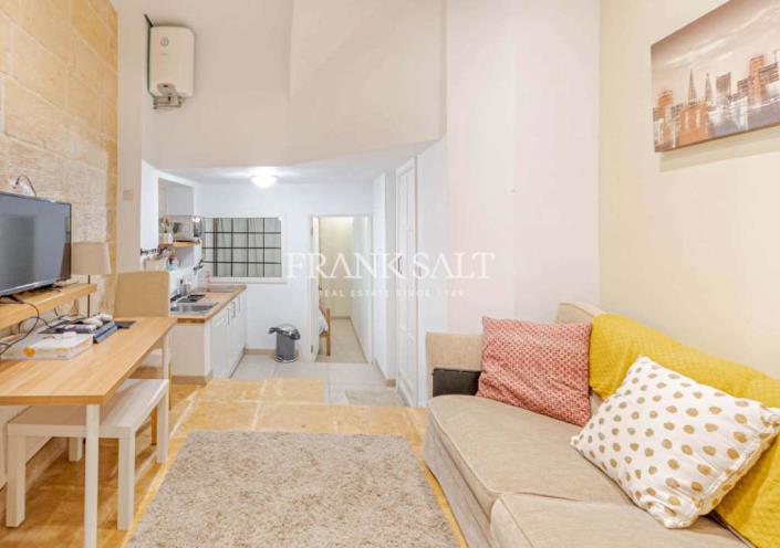 Image No.2-3 Bed Townhouse for sale