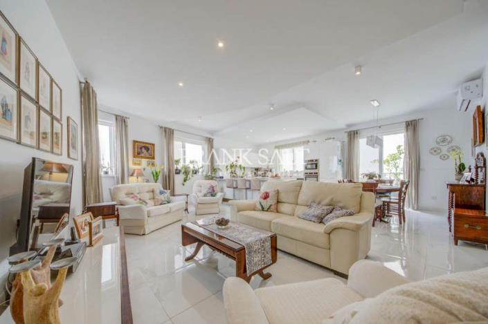 Image No.1-3 Bed Apartment for sale