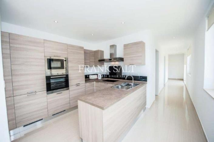 Image No.9-Appartement de 3 chambres à vendre à Sliema