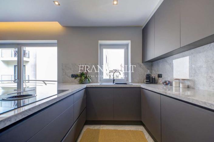 Image No.7-2 Bed Apartment for sale