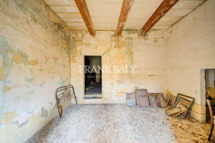 Image No.8-4 Bed Farmhouse for sale