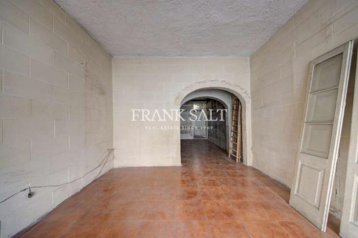 Image No.16-2 Bed Apartment for sale