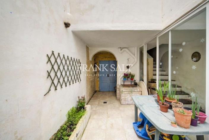 Image No.1-2 Bed Townhouse for sale