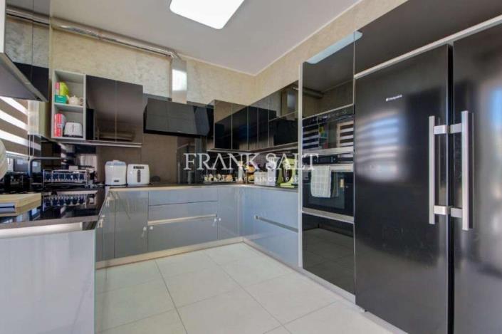 Image No.9-2 Bed Penthouse for sale