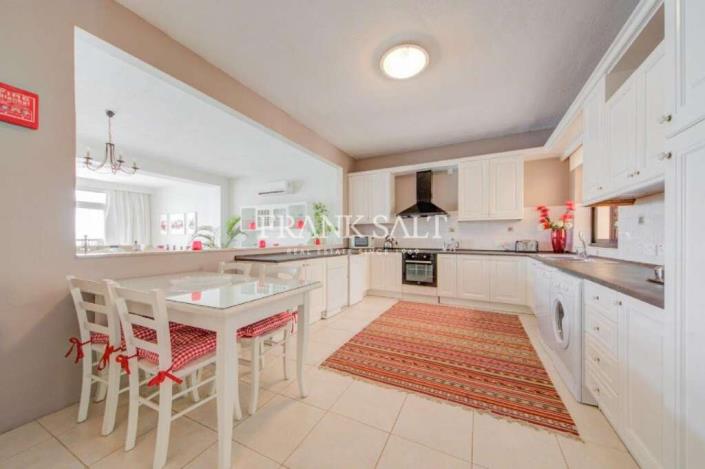 Image No.9-Appartement de 4 chambres à vendre à Sliema