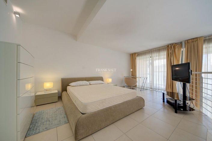 Image No.14-Propriété de 2 chambres à vendre à Portomaso