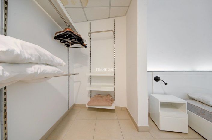 Image No.17-Propriété de 2 chambres à vendre à Portomaso