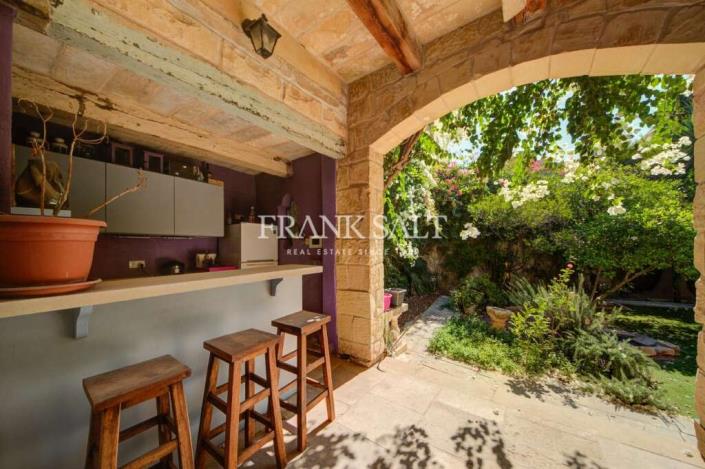 Image No.7-3 Bed Townhouse for sale