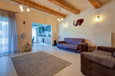 1 - Ghasri, Apartment