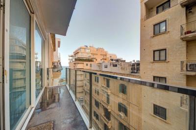 P_321992_321992-Sliema-Apartment-023