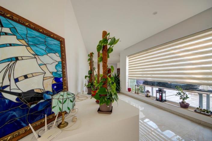 Image No.19-3 Bed Penthouse for sale