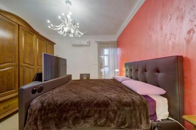P_916619_916619-Sliema-Apartment-009