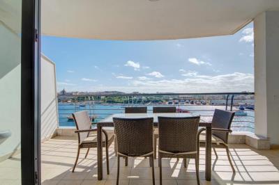 P_916619_916619-Sliema-Apartment-035