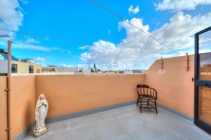 Image No.10-2 Bed Apartment for sale