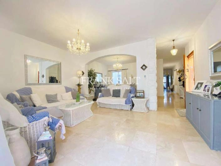 Image No.1-3 Bed Apartment for sale