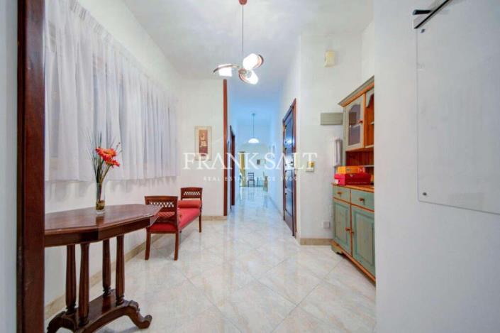 Image No.5-Appartement de 3 chambres à vendre à Sliema