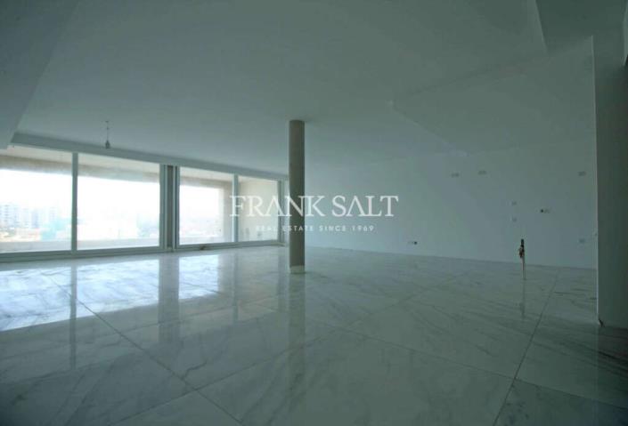 Image No.27-4 Bed Apartment for sale