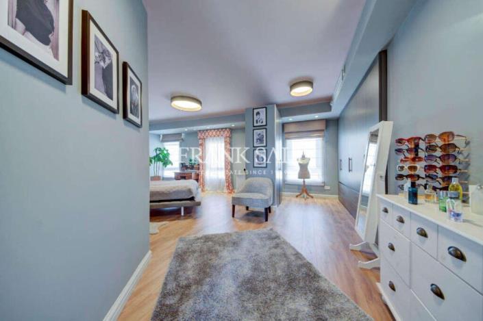 Image No.16-4 Bed Apartment for sale