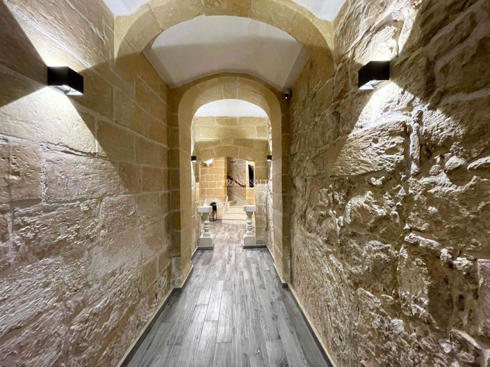 Image No.2-Propriété de 3 chambres à vendre à Cospicua