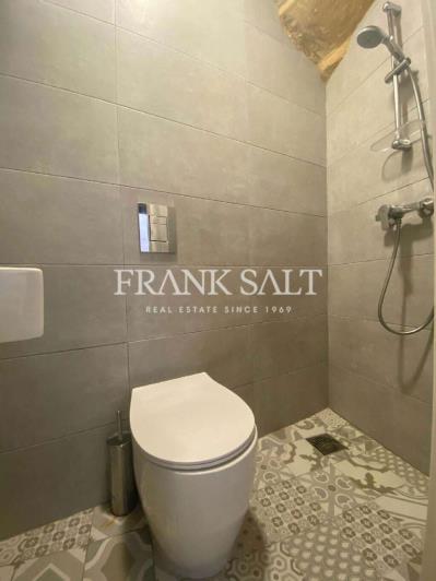 Image No.18-3 Bed Townhouse for sale