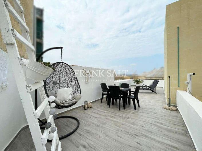 Image No.20-3 Bed Townhouse for sale