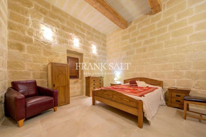 Image No.7-Ferme de 4 chambres à vendre à San Lawrenz