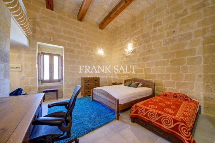 Image No.10-Ferme de 4 chambres à vendre à San Lawrenz