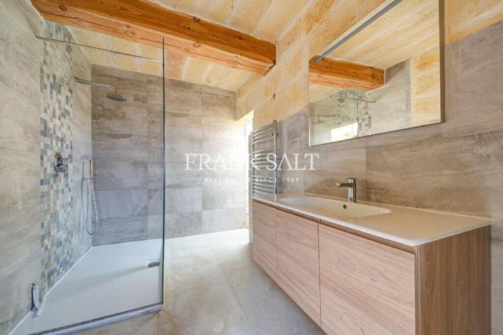 Image No.13-Ferme de 4 chambres à vendre à San Lawrenz