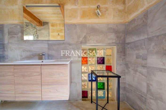 Image No.14-Ferme de 4 chambres à vendre à San Lawrenz