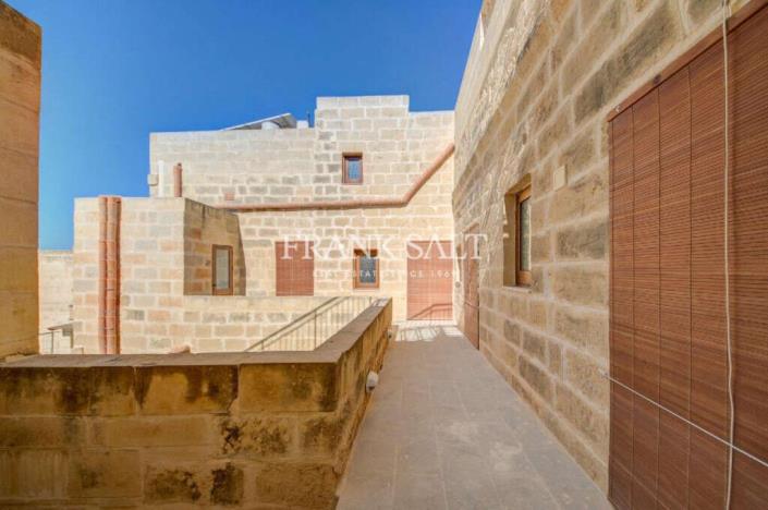 Image No.20-Ferme de 4 chambres à vendre à San Lawrenz