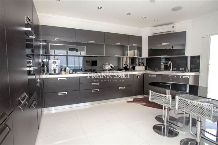 Image No.6-3 Bed Penthouse for sale