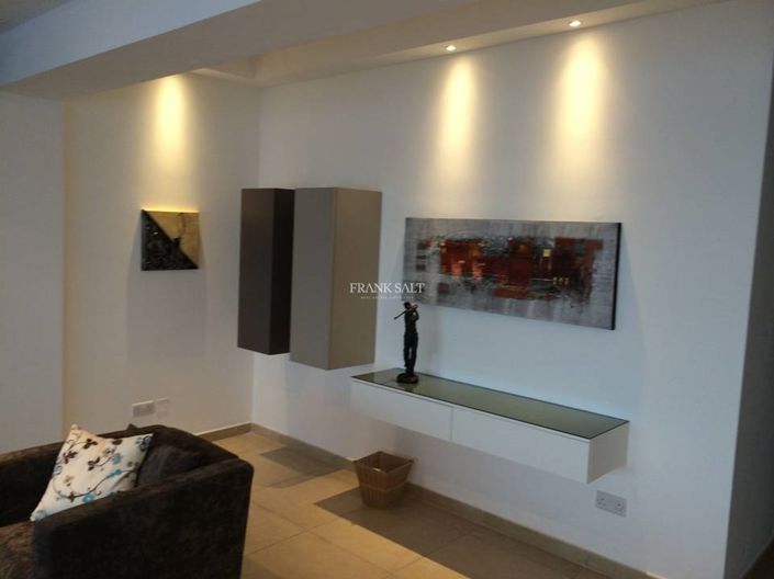 Image No.7-2 Bed Property for sale