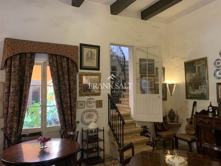 Image No.10-Ferme de 5 chambres à vendre à Birkirkara